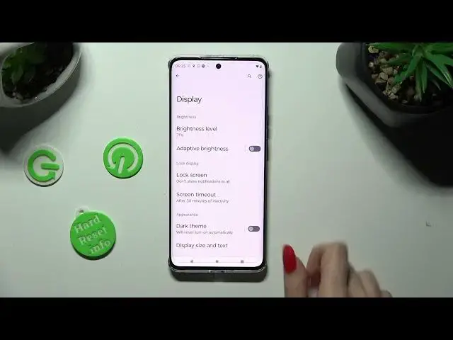 'Video thumbnail for How to Turn On/Off Auto Brightness on MOTOROLA Edge 40? - Adjust Screen Brightness'