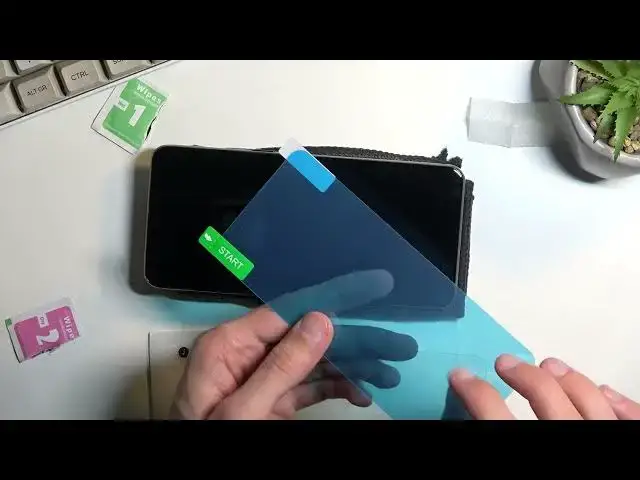 Video thumbnail for OnePlus 10T - How To Apply Tempered Glass