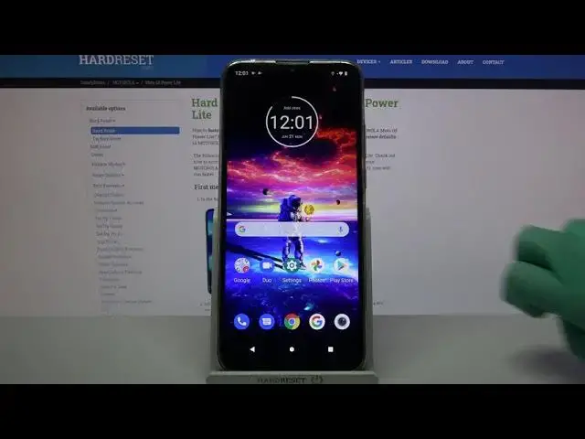 'Video thumbnail for How to Split Screen in MOTOROLA Moto G8 Power Lite – Double Screen'