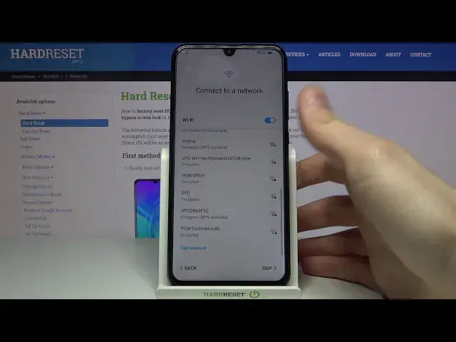 Video thumbnail for How to Set Up Honor 20i – Activation & Configuration