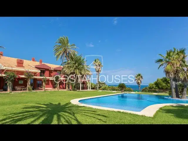 Video thumbnail for Stunning Seafront Villa Costa Blanca Spain | Lujosa Villa frente al Mar Mediterráneo | 8.4 M/€ 💰 |