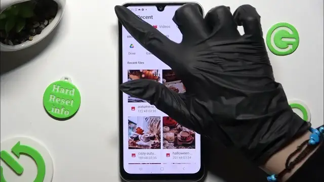 Video thumbnail for How to Add Pictures/Photos to Text Message on SAMSUNG Galaxy A24?