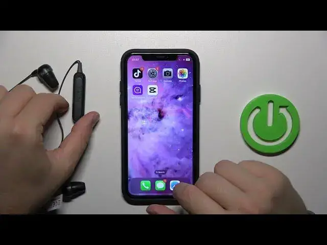 Video thumbnail for How to Pair KOSS in ear Earbuds with iPhone / iPad