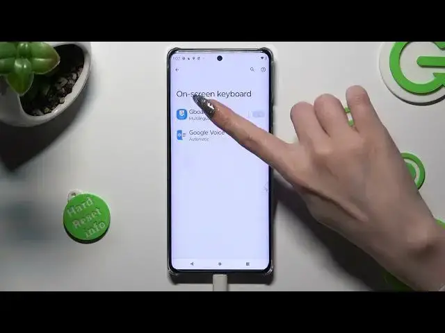 'Video thumbnail for How to Turn On & Off Auto Correction on Motorola Edge 40 Pro?'