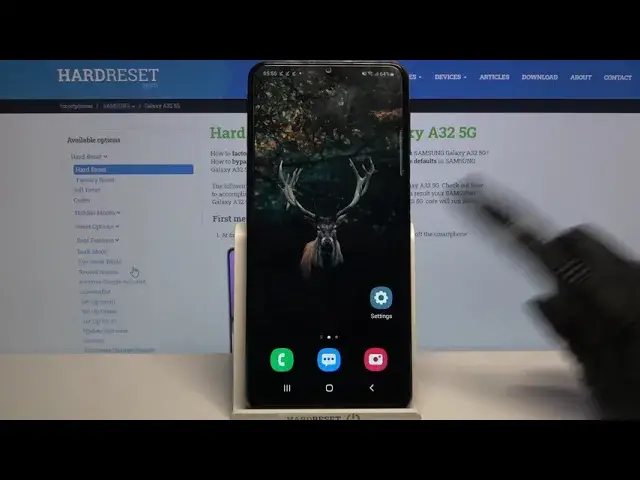 'Video thumbnail for How to Change Font Size on SAMSUNG Galaxy A32 5G – Font Adjustment'