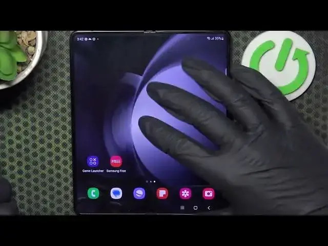 Video thumbnail for SAMSUNG Galaxy Z Fold5 - Top 5 Useful Google Assistant Voice Commands