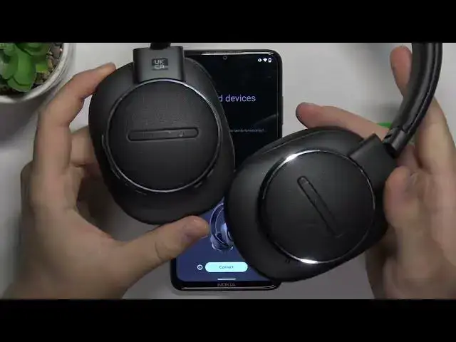 'Video thumbnail for How to Activate Pairing Mode on Harman Kardon Fly ANC?'