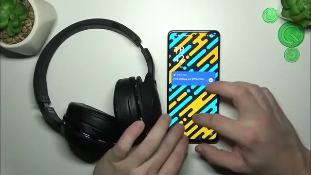 Video thumbnail for How to Easily Check the Battery Level on Skull Candy Hesh 2