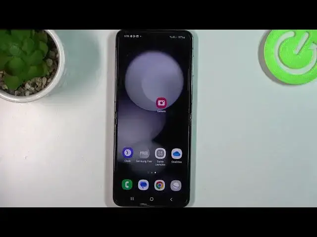 Video thumbnail for How to Manage Find My Device Option in SAMSUNG Galaxy Z Flip5 – Find My Device Management