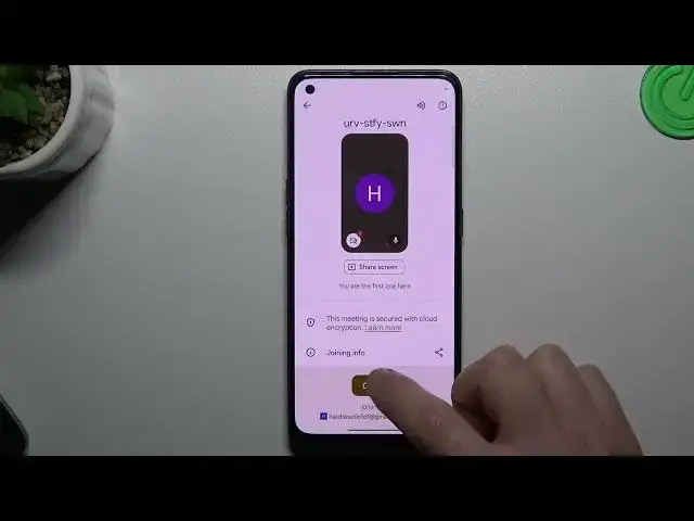 Video thumbnail for Revolutionize Your Google Meet Calls: Cast Your Screen to TV on Android with This Simple Hack!