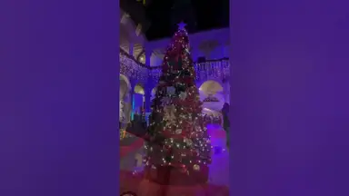 'Video thumbnail for Snowing in Mallorca | Pueblo Espanol Christmas Market, Spain #shorts'