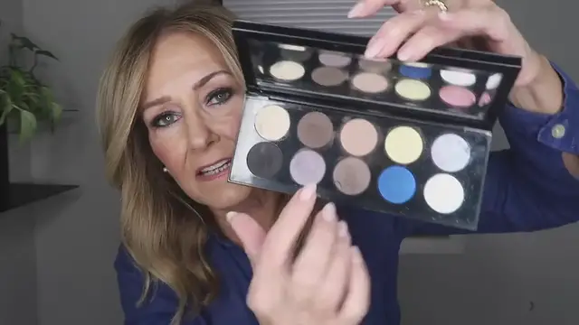 Video thumbnail for Melania Trump’s Makeup Secrets REVEALED – Get Her Flawless Look!