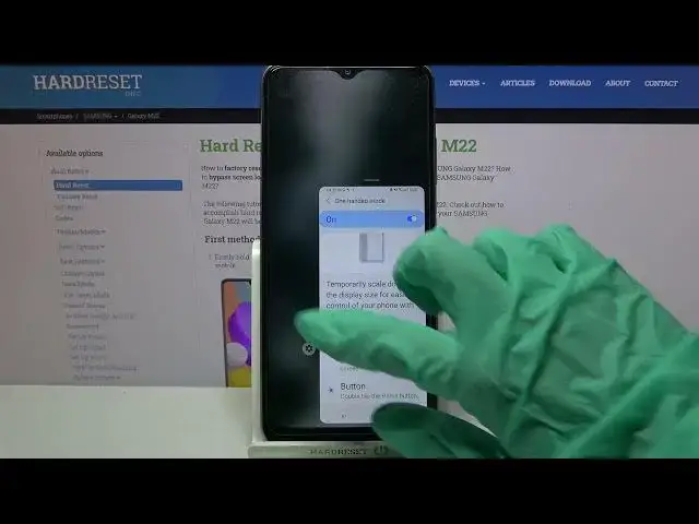 Video thumbnail for How to Enable One-Handed Mode on Samsung Galaxy M22 - Resize Display