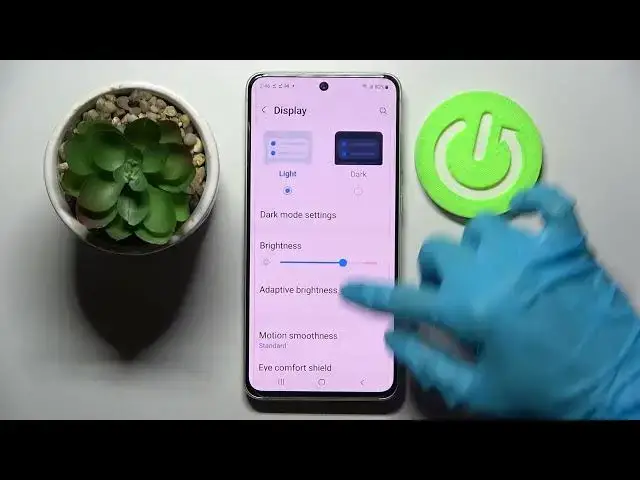 'Video thumbnail for How to Change Font Size on SAMSUNG Galaxy S21 FE - Adjust Font Size'