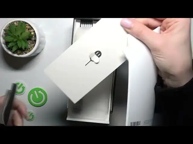 Video thumbnail for Oppo A17 – All Box Accessories