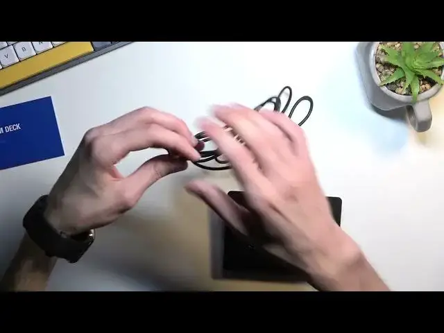 Video thumbnail for ELGATO Stream Deck Unboxing & First Impressions Preview