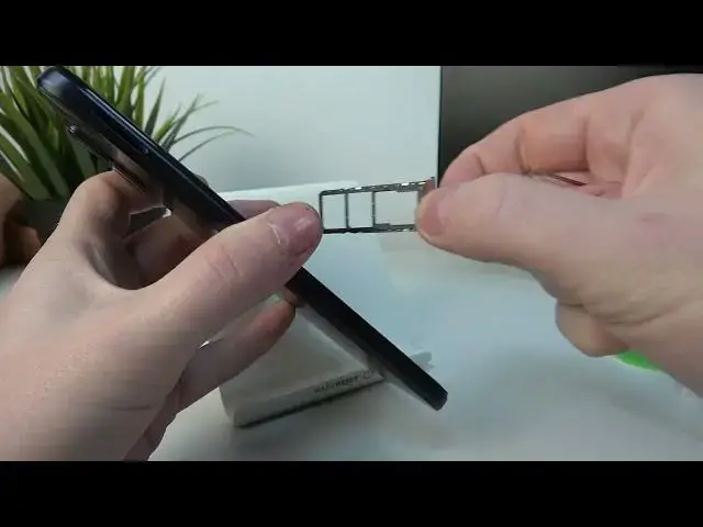 'Video thumbnail for MOTOROLA Moto E22 - Does It Have Dual Sim Slot'