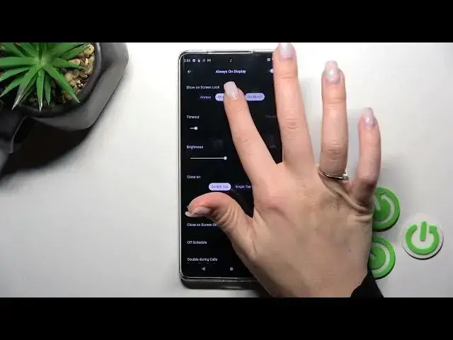 'Video thumbnail for Motorola Edge 30 Ultra - How To Customize Always On Display'