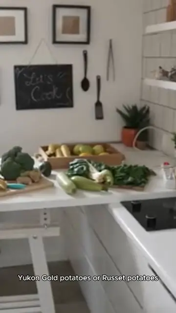 Video thumbnail for Garlic mashed potatoes recipe