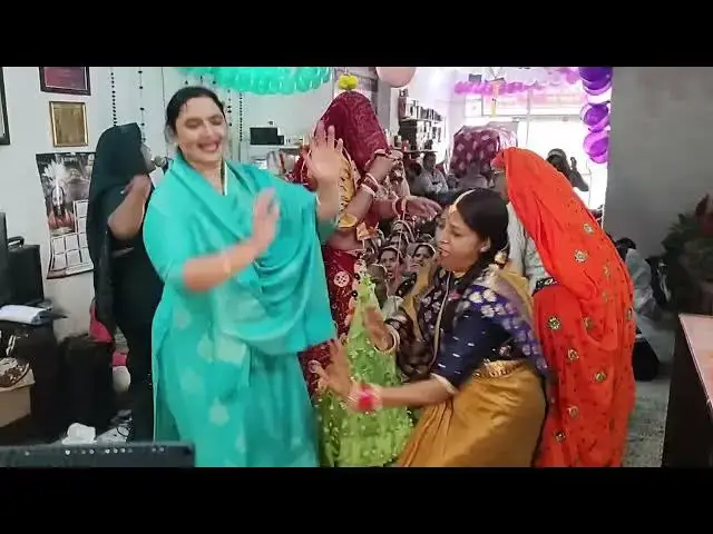 Video thumbnail for गुरु की पेड़ी मैं दम दम चढ़ गई, बहुत सुंदर गीत#happy_lokgeet #viral #डांस #हरियाणवी #bhajan