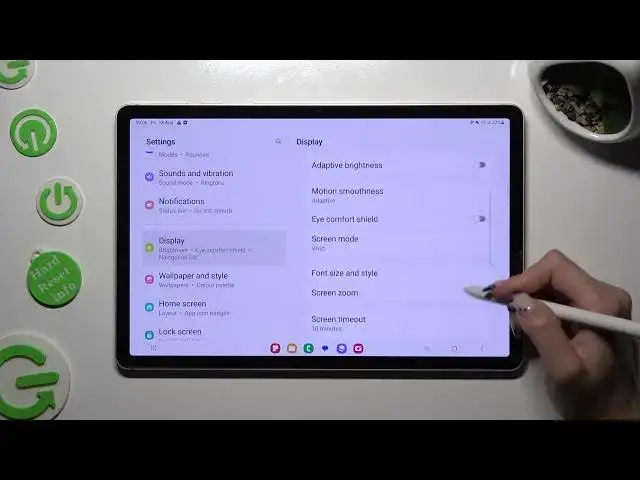 'Video thumbnail for How to Change Font Size on Samsung Galaxy Tab S9 / Adjust Font Size on Your Tablet'