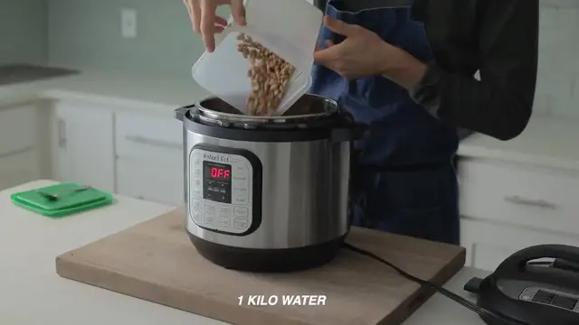 'Video thumbnail for 43.HOMEMADE CHILI RECIPE for Making a Mean Grown Up Chili (1080p 30fps)'