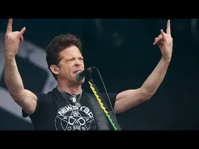 'Video thumbnail for Metallica’s E♭ Revolution – How Load & Reload Changed Their Sound Forever'