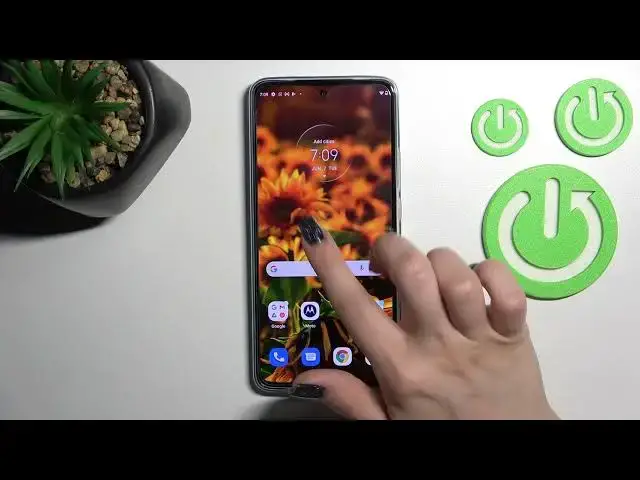 Video thumbnail for How to Manage Google Feed in MOTOROLA Edge 30 – Google Feed Option