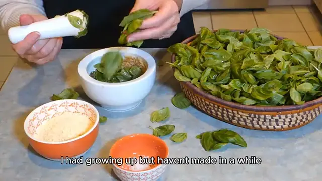 Video thumbnail for Baked Cream Cheese Spaghetti recipe