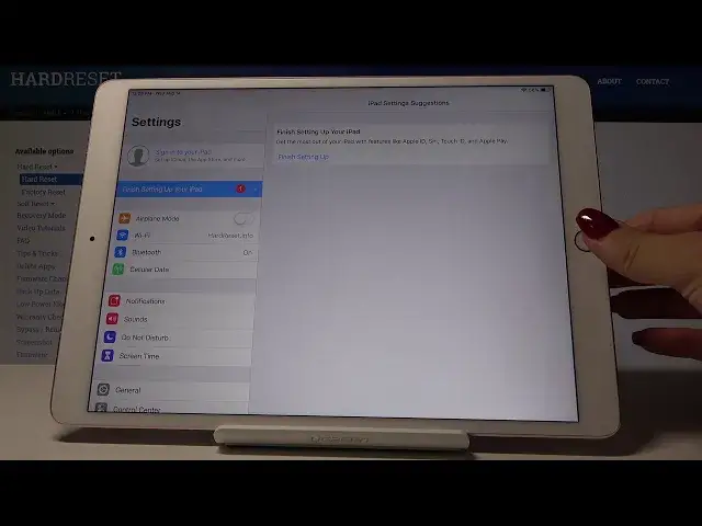 'Video thumbnail for How to Activate Flight Mode in iPad Pro 10.5 - Airplane Mode'