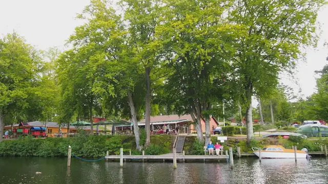 Video thumbnail for Skyttehusets Camping in het merengebied bij Silkeborg