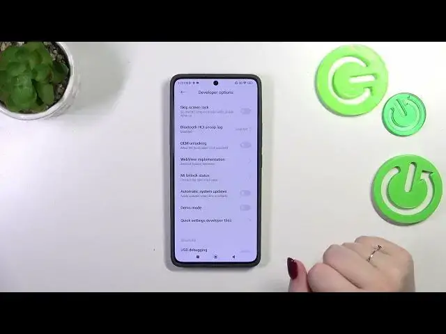 'Video thumbnail for How to Activate Auto System Updates on POCO X6'
