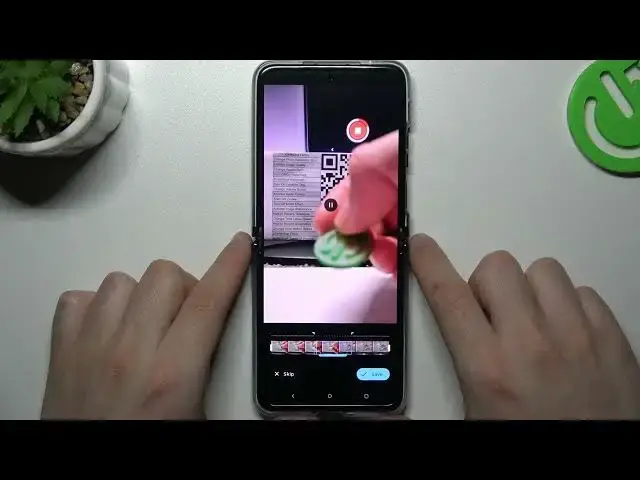 'Video thumbnail for How to Adjust the Speed of Slow Motion Video Mode on the Camera of MOTOROLA Razr 40 Ultra'