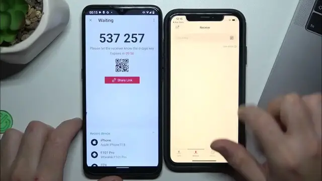 Video thumbnail for How to Transfer Photos from Android to iPhone