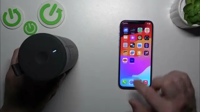 Video thumbnail for How to Effortlessly Pair Your Ultimate Ears Boom 3 with the App