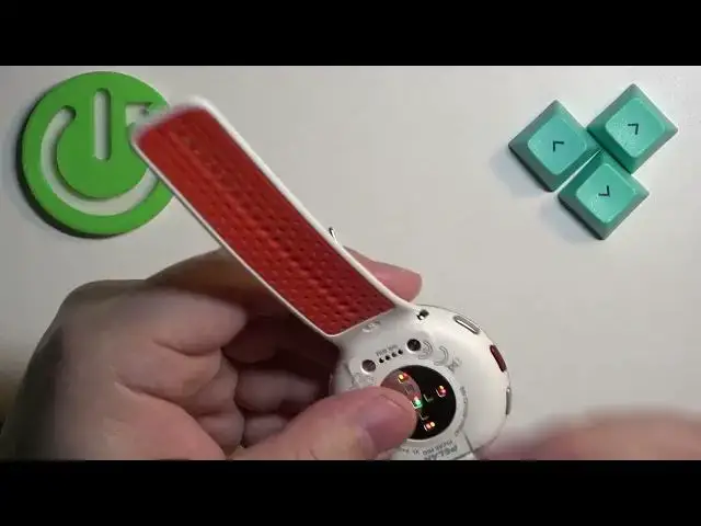 Video thumbnail for How to Change Strap on POLAR Pacer Pro