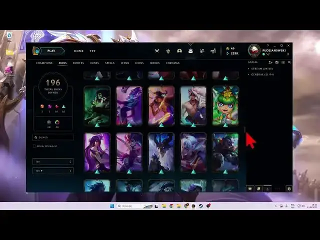 Video thumbnail for How to Check Owned Skins in League of Legends? #lolguide