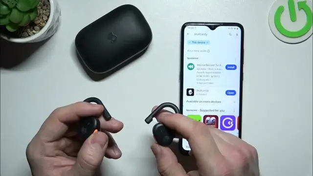 Video thumbnail for How To Use Buttons Control On SkullCandy Push Active