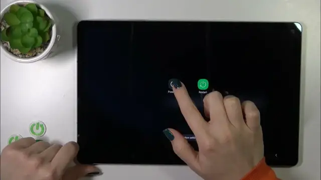 Video thumbnail for How to Switch Off Your Samsung Galaxy Tab S9 FE+