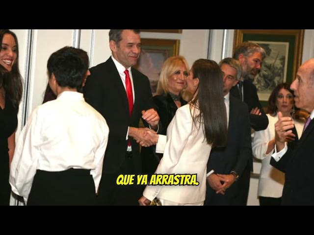 Video thumbnail for Carlos Alsina expone con su habitual precisión las contradicciones del PSOE y de Pedro