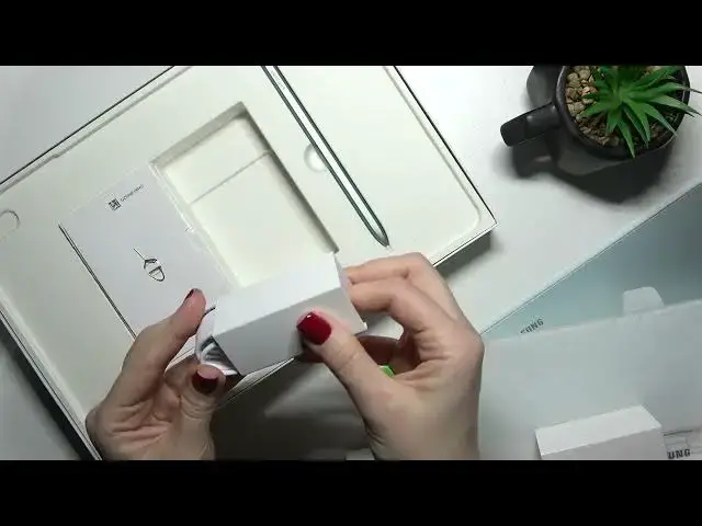 Video thumbnail for Does Samsung Galaxy TAB S7 FE Comes with 3.5mm Headphones Adapter?