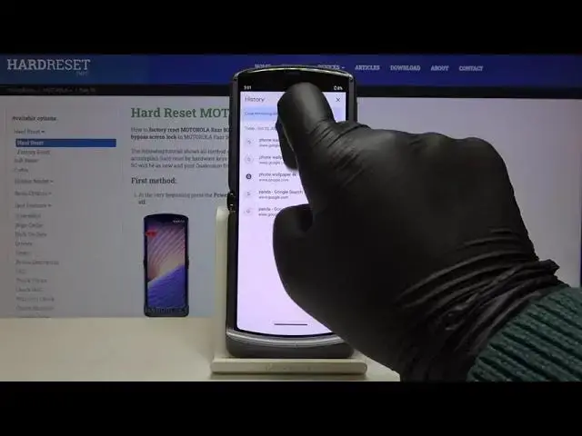 'Video thumbnail for How to Clear Browsing Data in MOTOROLA Razr 5G – Remove Browsing History'