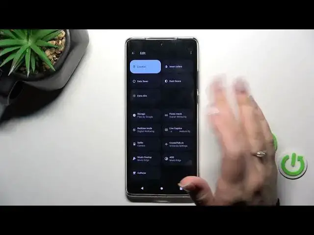 'Video thumbnail for Motorola Edge 30 Ultra - How To Edit Notification Panel Shortcuts'