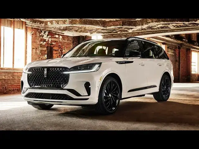 Video thumbnail for 2025 Lincoln Aviator: video blog