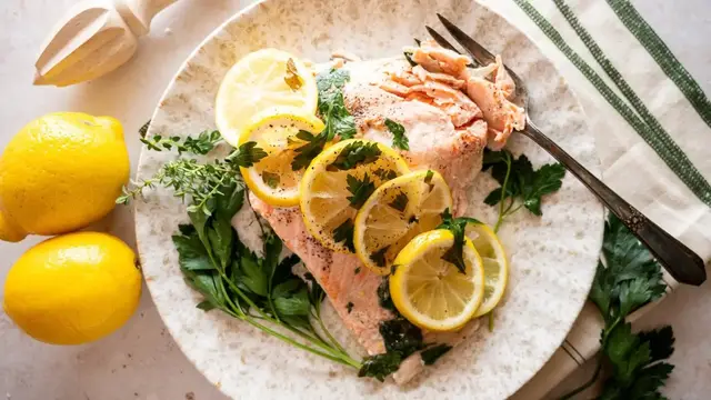 'Video thumbnail for Lemon-Herb Steamed Salmon Recipe'