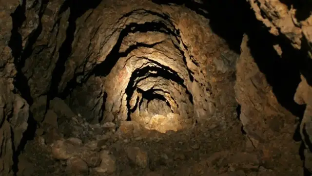 'Video thumbnail for Mysterious Fossils Science Still Can't Explain'