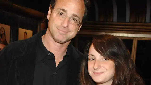 'Video thumbnail for Bob Saget's Daughters Grew Up To Be Gorgeous'