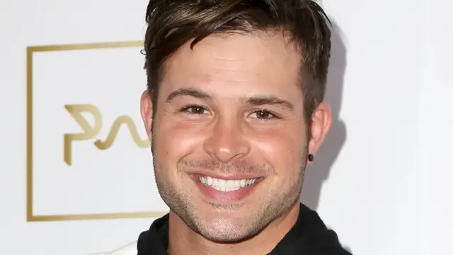 'Video thumbnail for Nickelodeon Actors You Didn't Know Passed Away'