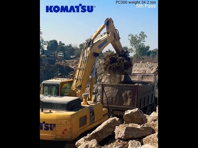 Video thumbnail for Komatsu PC300LC-8M0