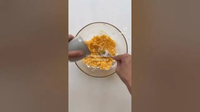 'Video thumbnail for Crema pastelera receta Horno MX #shorts #receta'